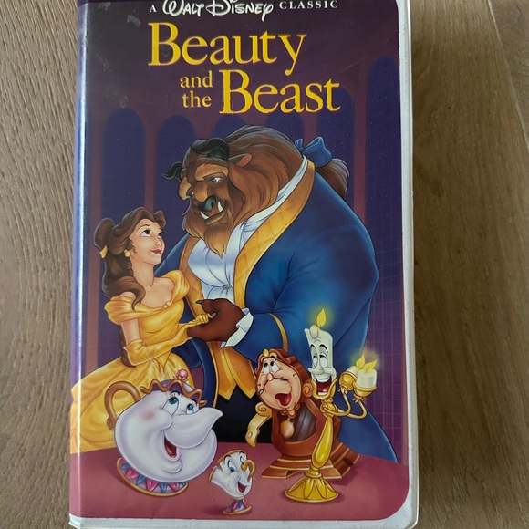 Disney Beauty and the Beast VHS BLACK DIMOND CLASSIC - Picture 1 of 4